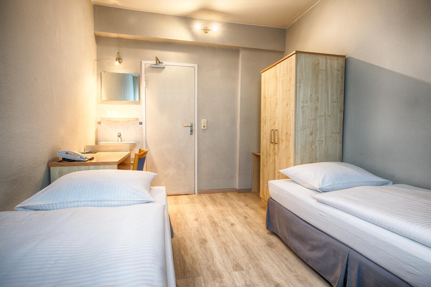 Economy Twin Room